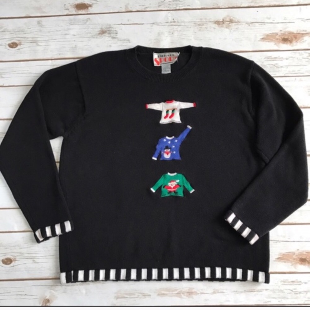 CHRISTMAS Vintage Sweater Black Sweater appliqué
